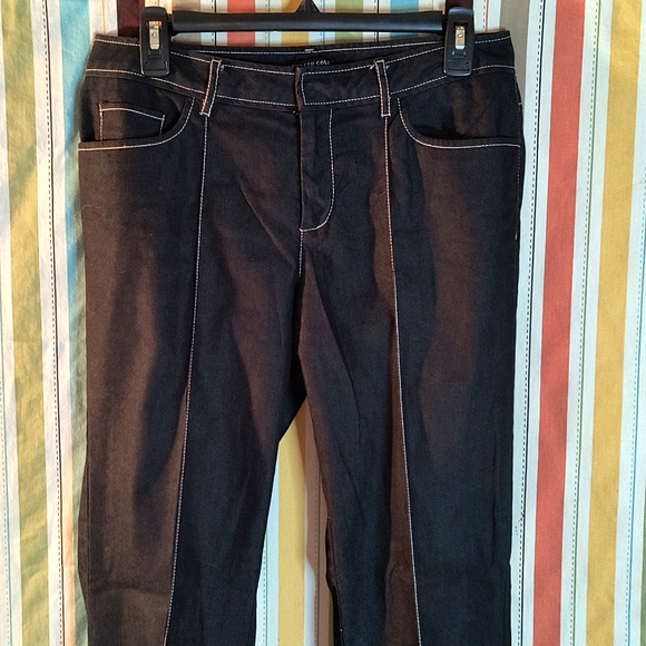 Kenneth Cole New York Petite, black lightweight denim trouser - Picture 3 of 11